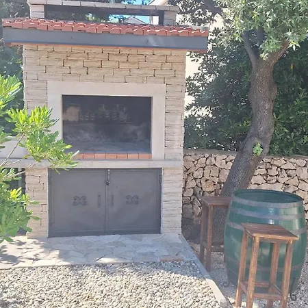 Bella * מאנדרה