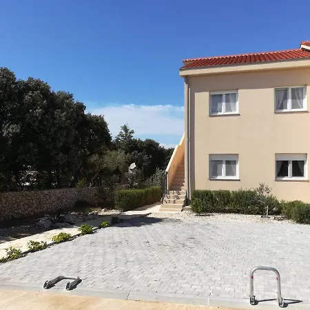 Bella Apartment *